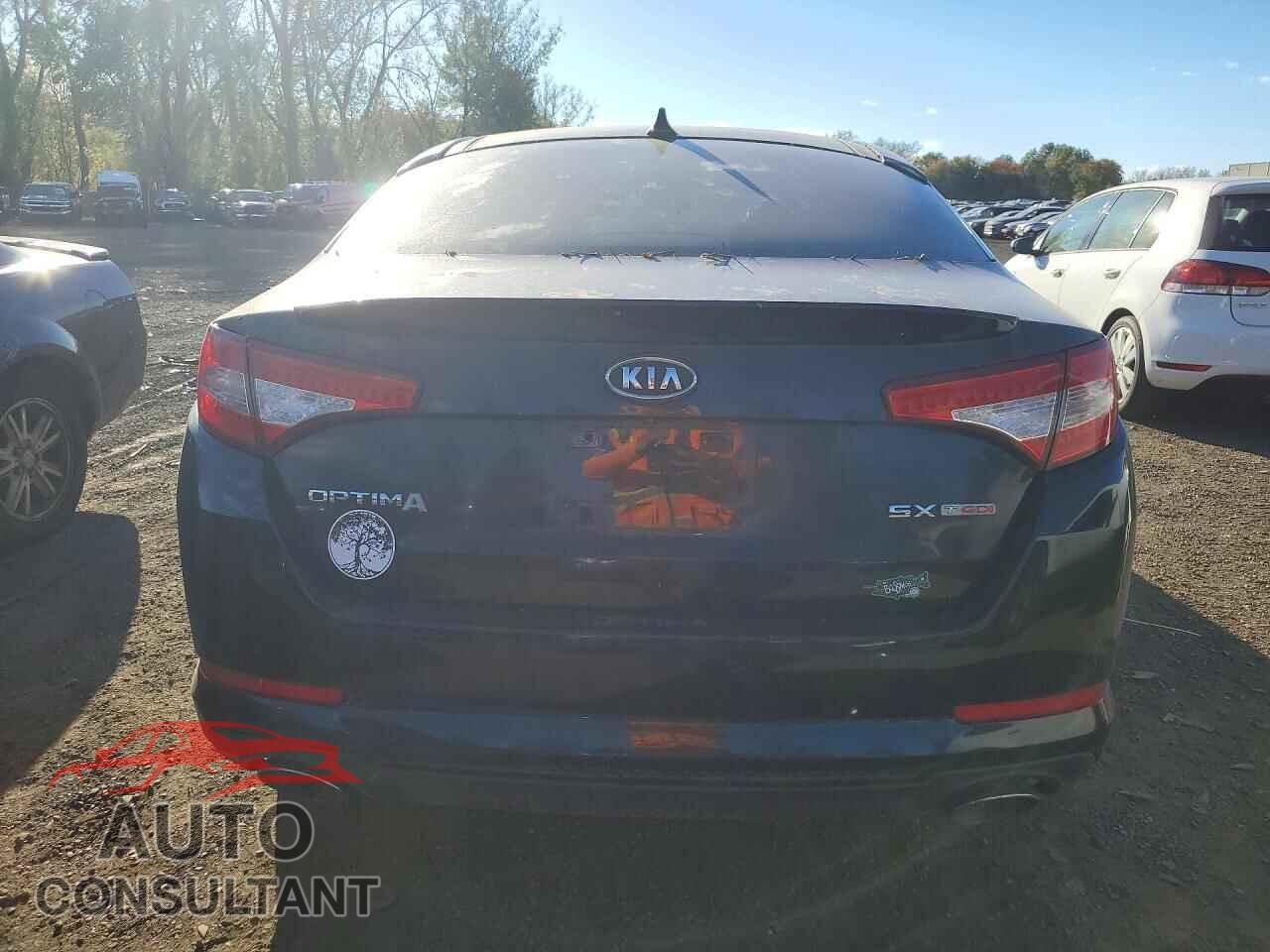 KIA OPTIMA 2011 - KNAGR4A67B5114790