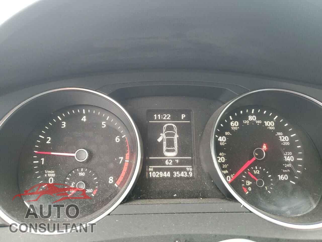 VOLKSWAGEN JETTA 2017 - 3VWDB7AJ7HM257559