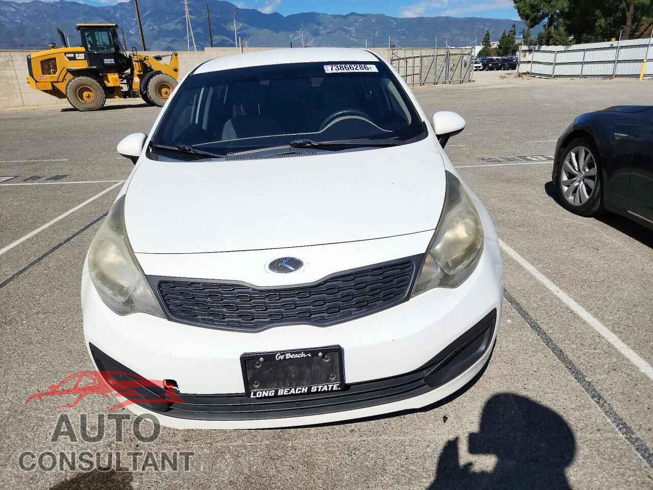 KIA RIO 2014 - KNADM4A3XE6328520