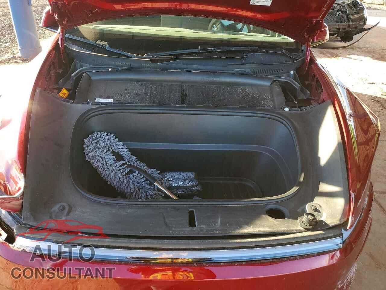 TESLA MODEL Y 2026 - 7SAYGDEE0TA395975