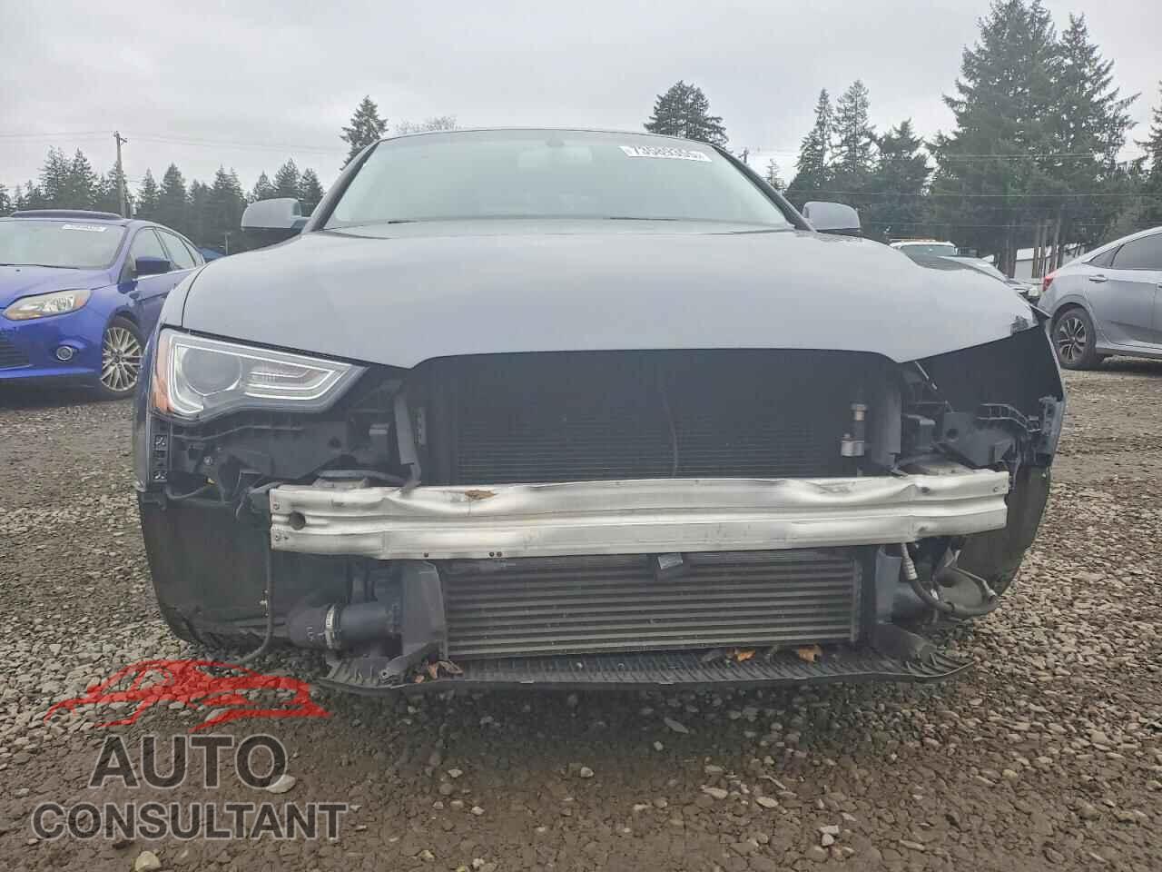 AUDI A5 2013 - WAULFAFR2DA070135