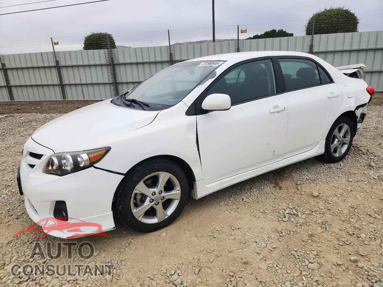 TOYOTA COROLLA 2013 - 5YFBU4EE1DP211647