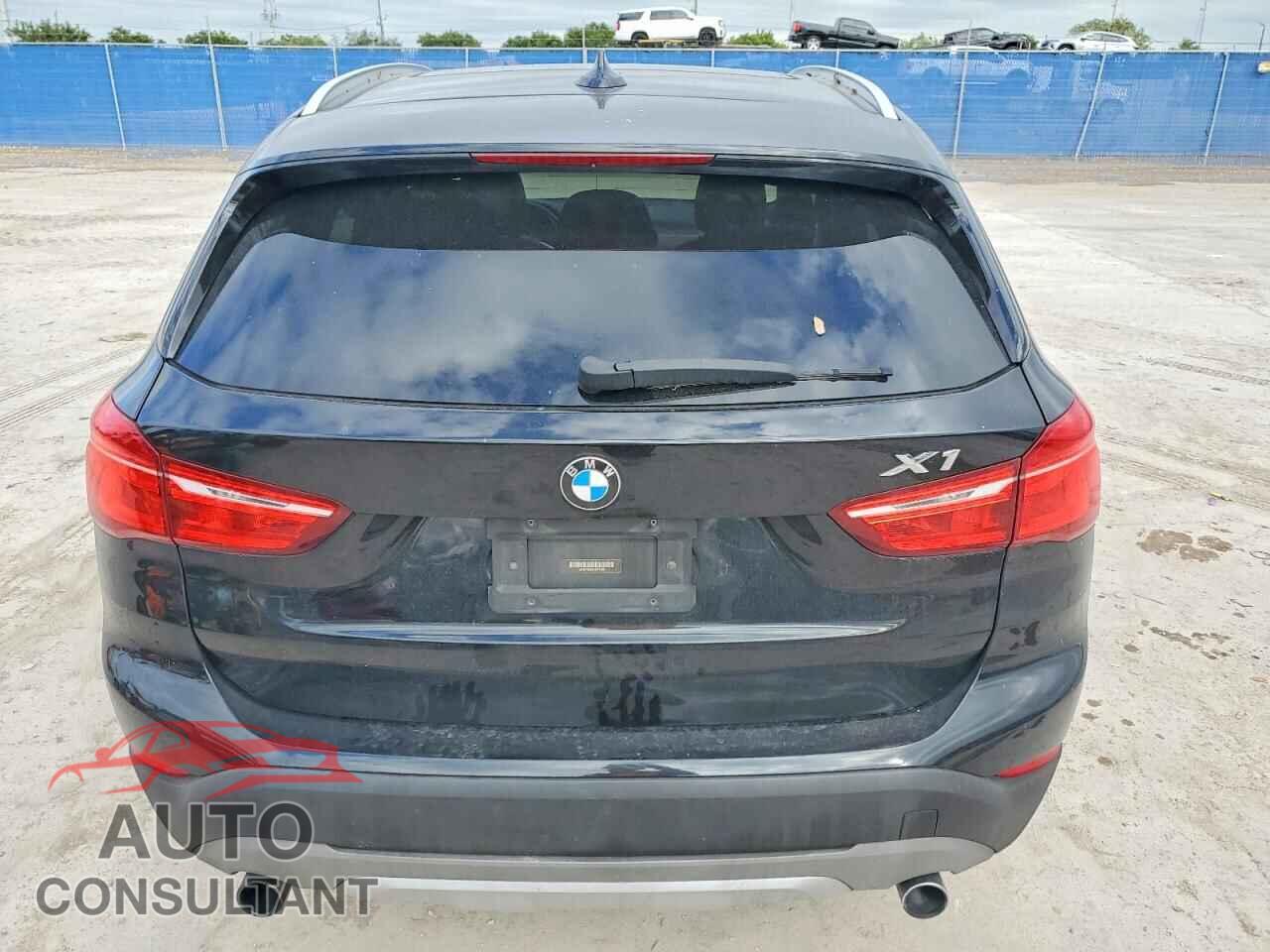 BMW X1 2017 - WBXHT3C31H5F74029