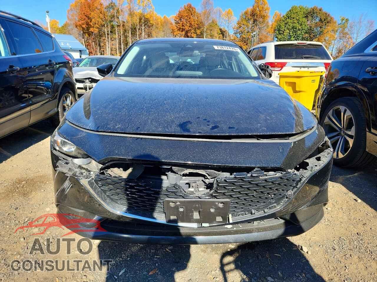 MAZDA 3 2019 - JM1BPBAM2K1131560