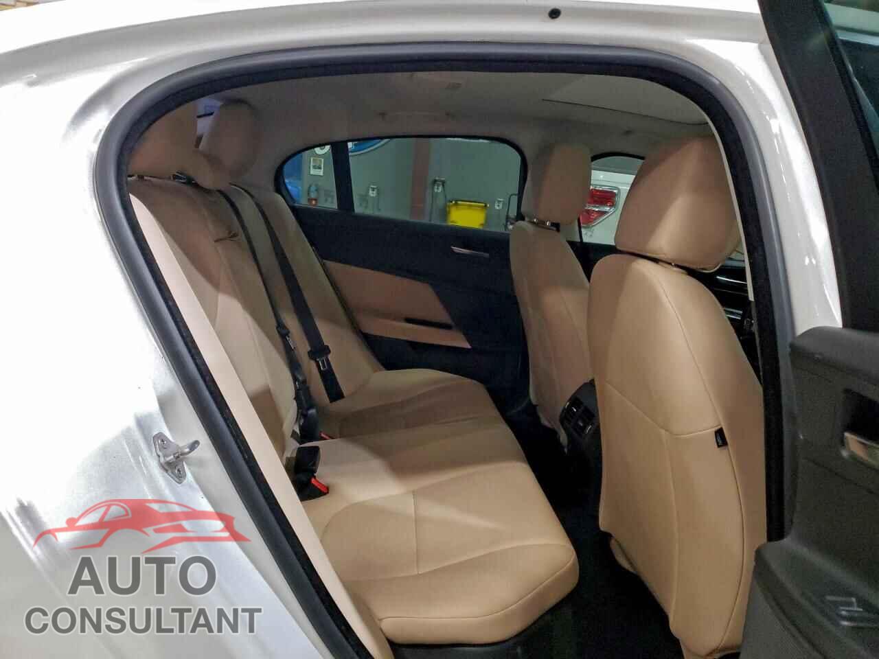 JAGUAR XE 2018 - SAJAJ4EV2JCP23637