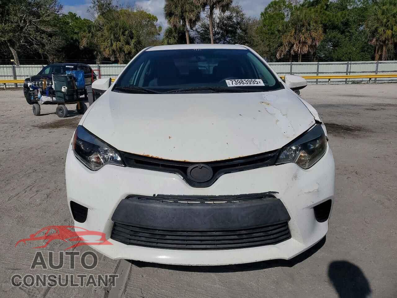 TOYOTA COROLLA 2014 - 2T1BURHEXEC090756