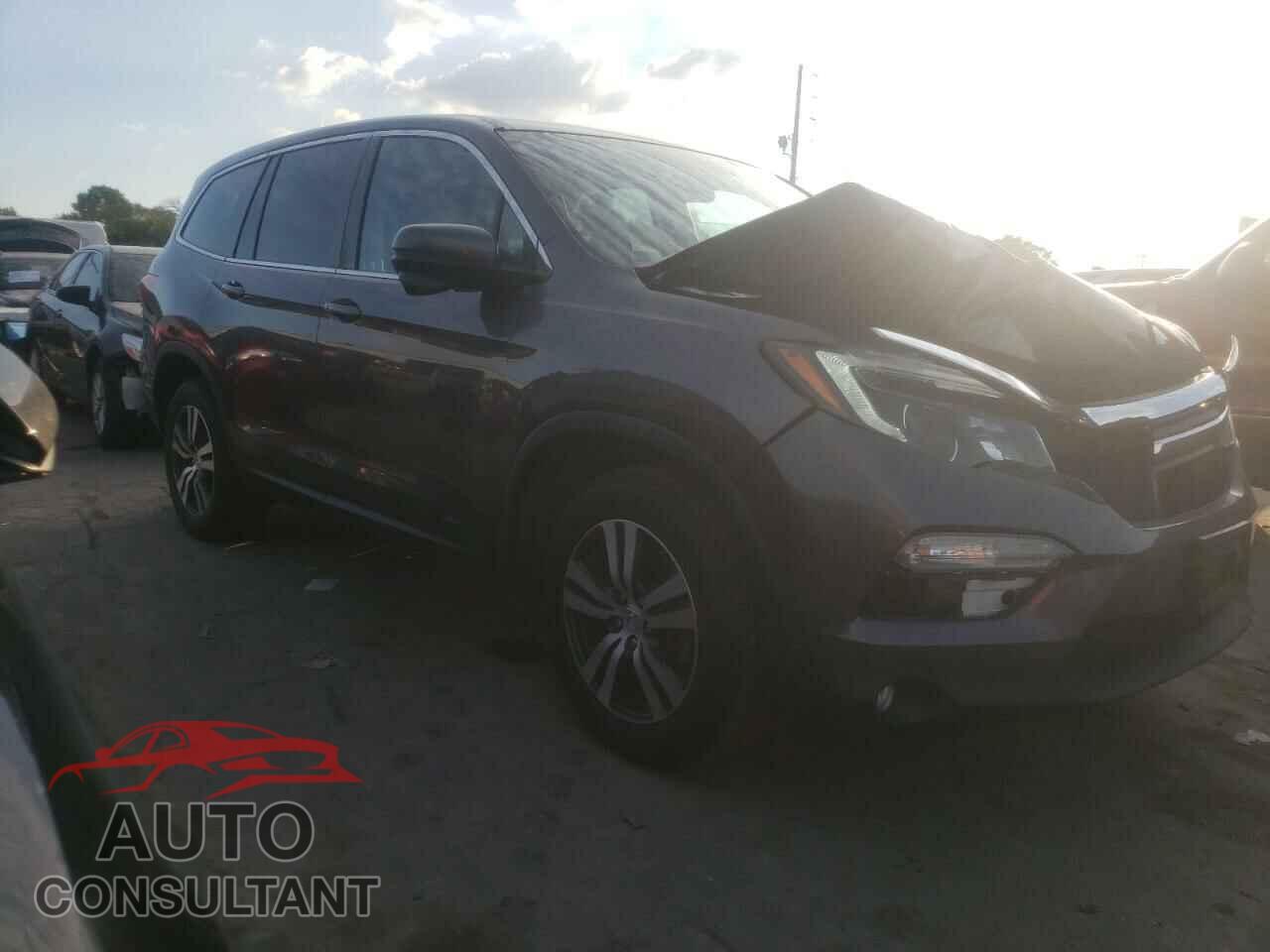 HONDA PILOT 2018 - 5FNYF6H33JB073322