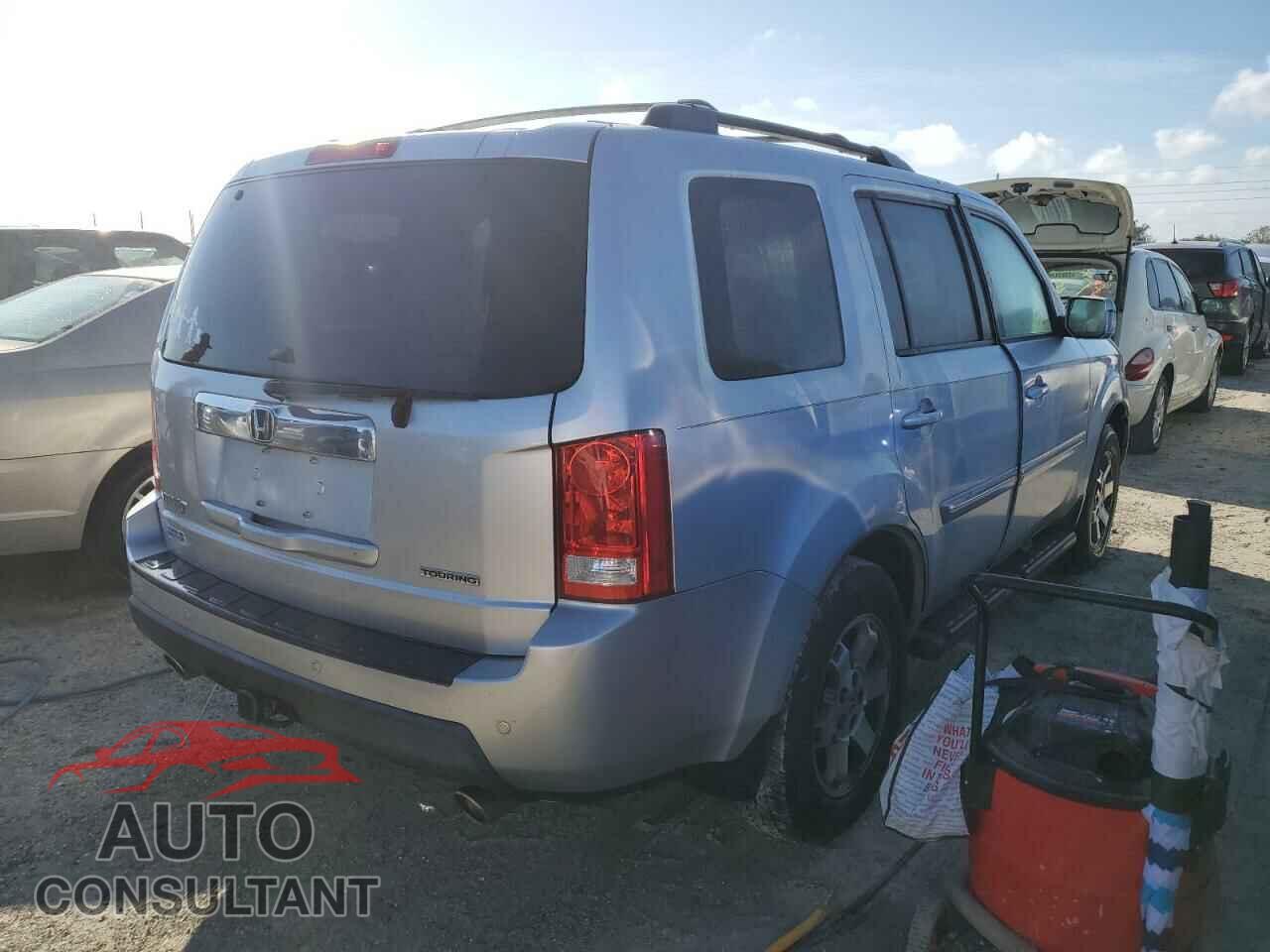 HONDA PILOT 2011 - 5FNYF3H90BB047846