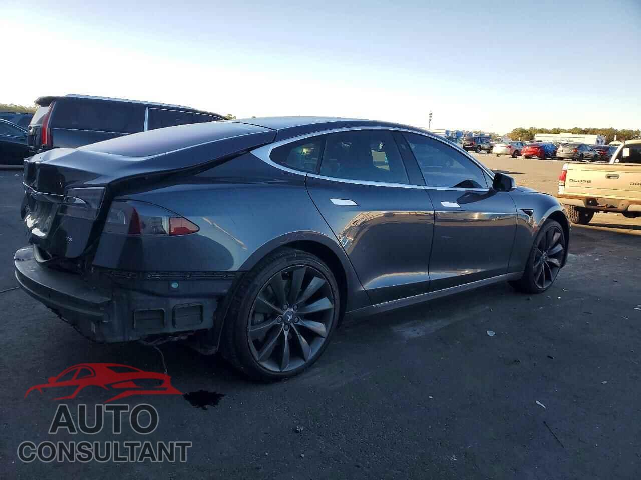 TESLA MODEL S 2017 - 5YJSA1E18HF200814