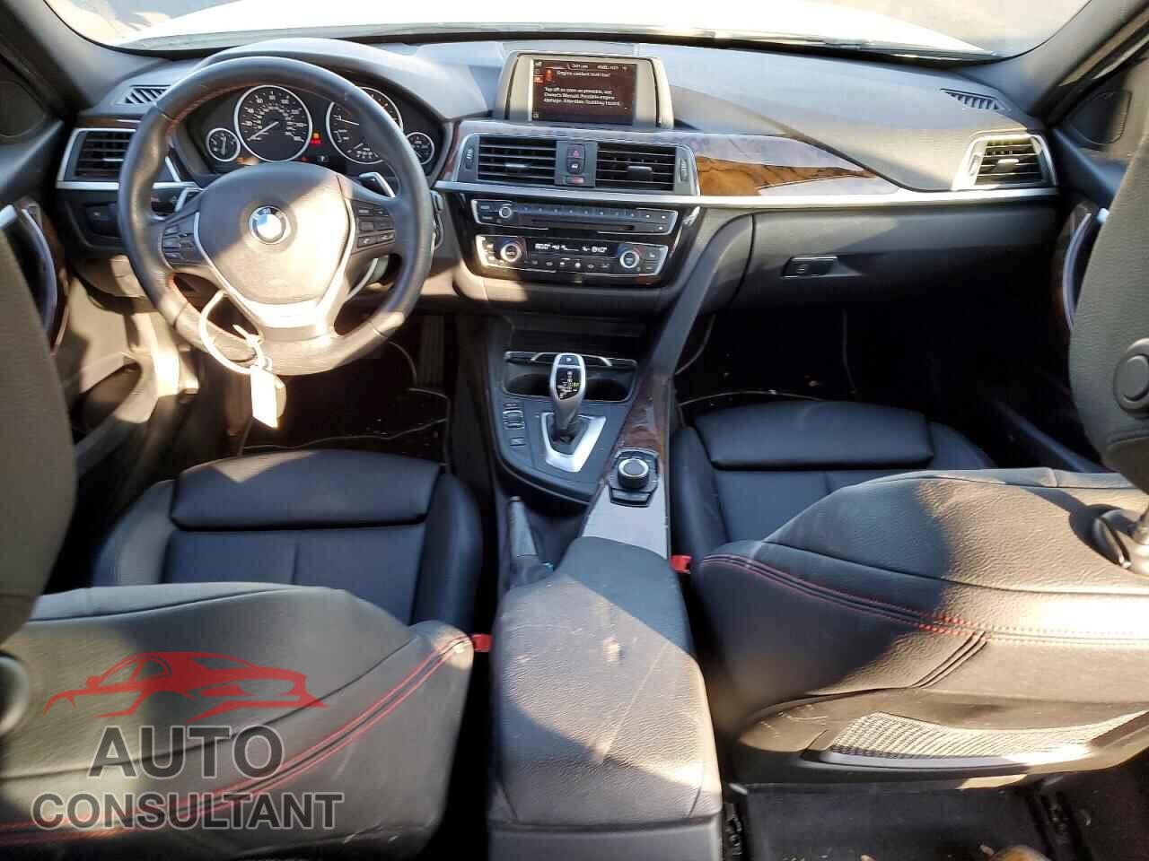 BMW 3 SERIES 2016 - WBA8E9G57GNU30564