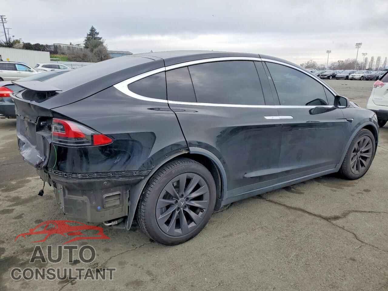 TESLA MODEL X 2019 - 5YJXCAE20KF182860