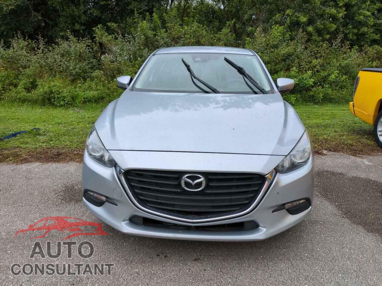 MAZDA 3 2017 - 3MZBN1L79HM122192