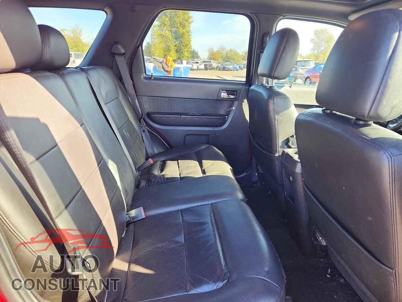 FORD ESCAPE 2011 - 1FMCU9E77BKC53864