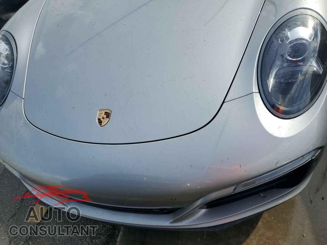 PORSCHE 911 2018 - WP0AA2A93JS105437