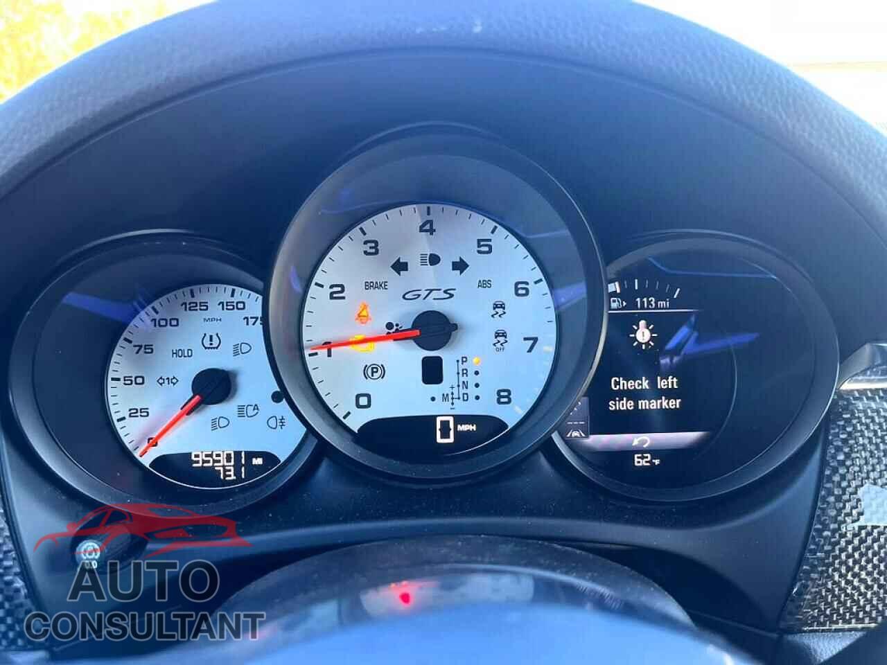 PORSCHE MACAN 2017 - WP1AG2A57HLB50315