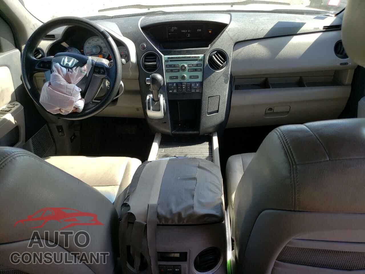 HONDA PILOT 2011 - 5FNYF3H41BB052459