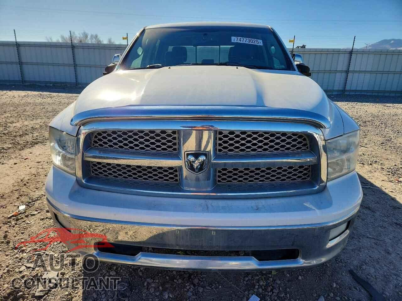 DODGE RAM 1500 2012 - 1C6RD7NT6CS305719