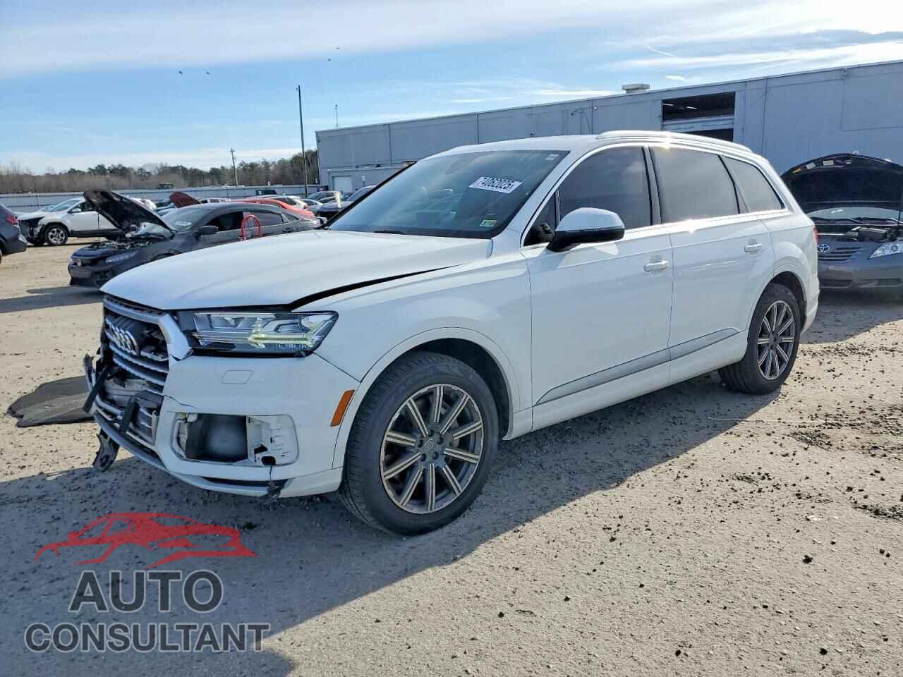 AUDI Q7 2017 - WA1LAAF76HD058357