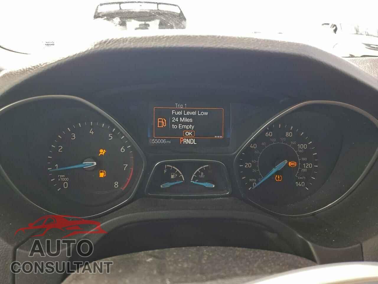 FORD FOCUS 2018 - 1FADP3E20JL301771