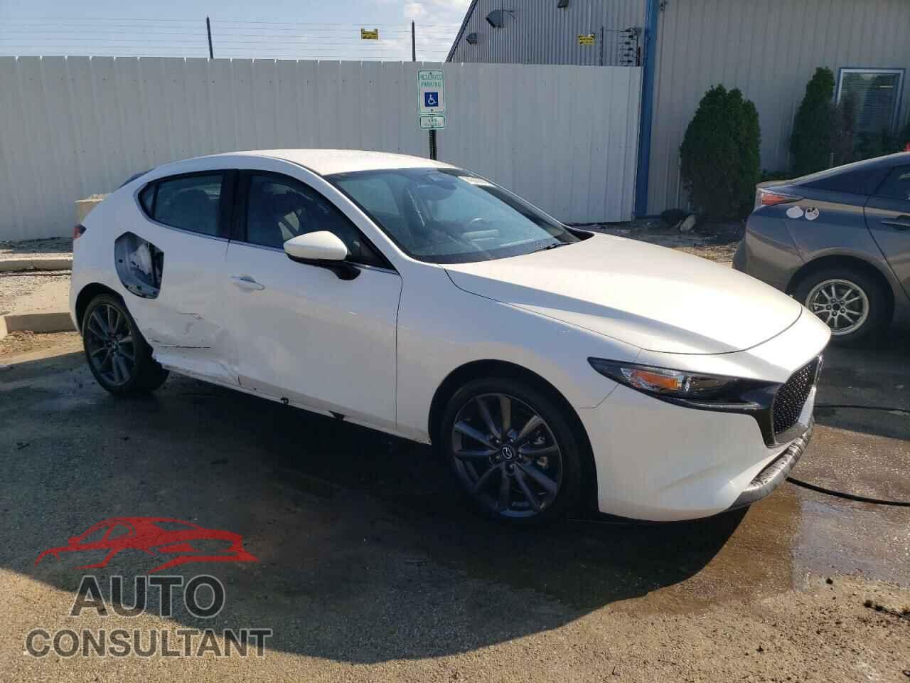 MAZDA 3 2023 - JM1BPAKM3P1601787