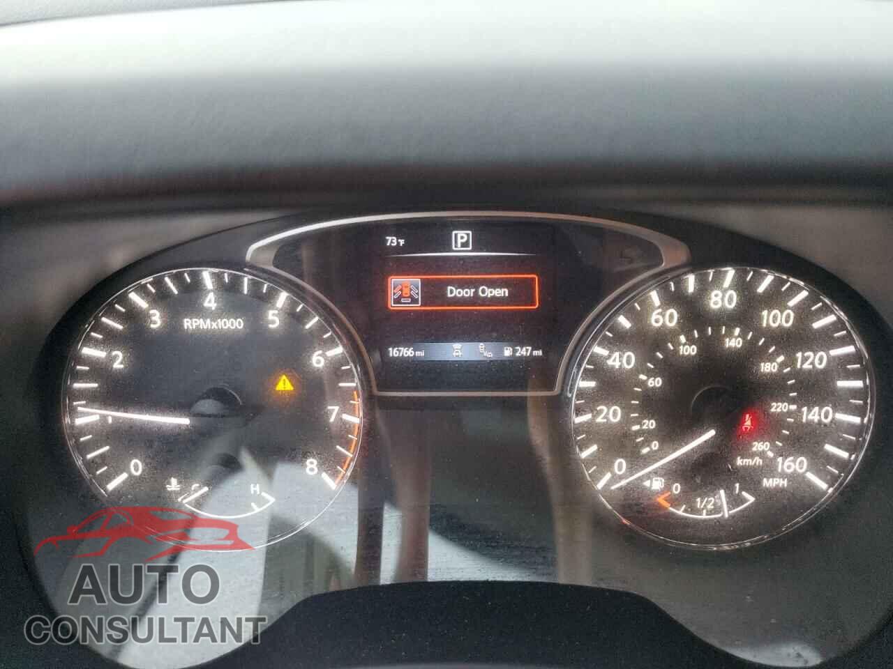 NISSAN PATHFINDER 2020 - 5N1DR2CN3LC642107