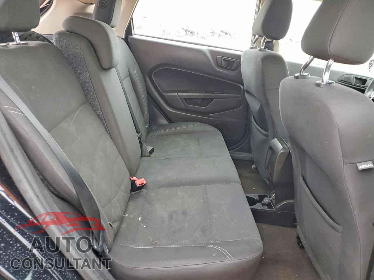 FORD FIESTA 2017 - 3FADP4EJ5HM134457