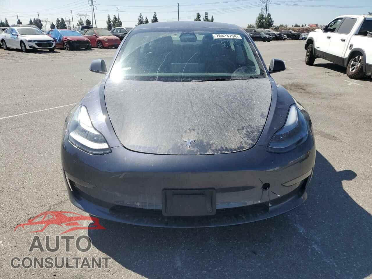 TESLA MODEL 3 2023 - 5YJ3E1EA3PF709720
