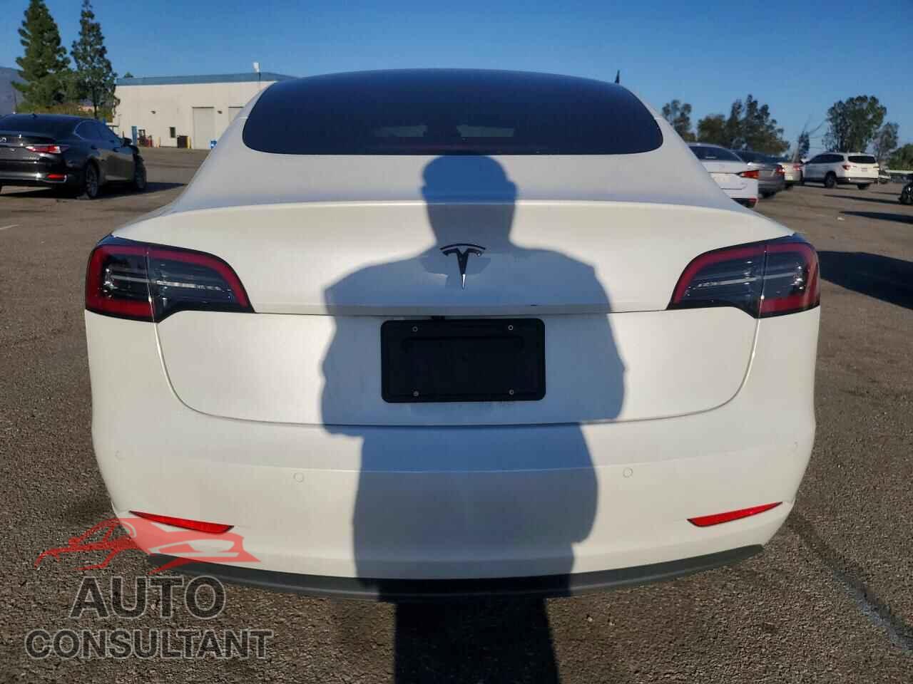 TESLA MODEL 3 2020 - 5YJ3E1EA8LF660671