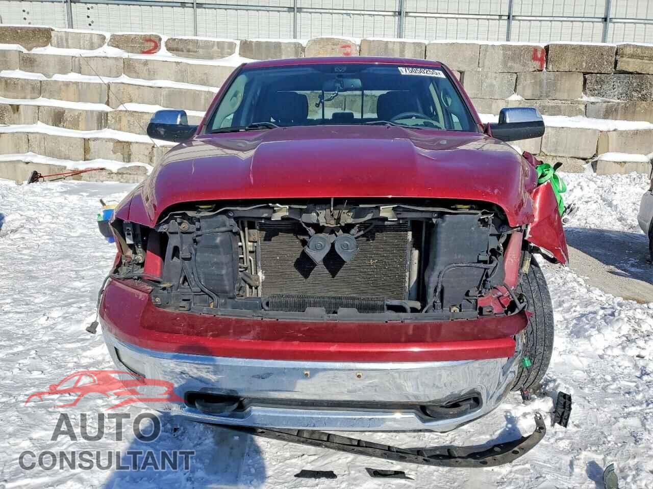 DODGE RAM 1500 2012 - 1C6RD7LT8CS120249