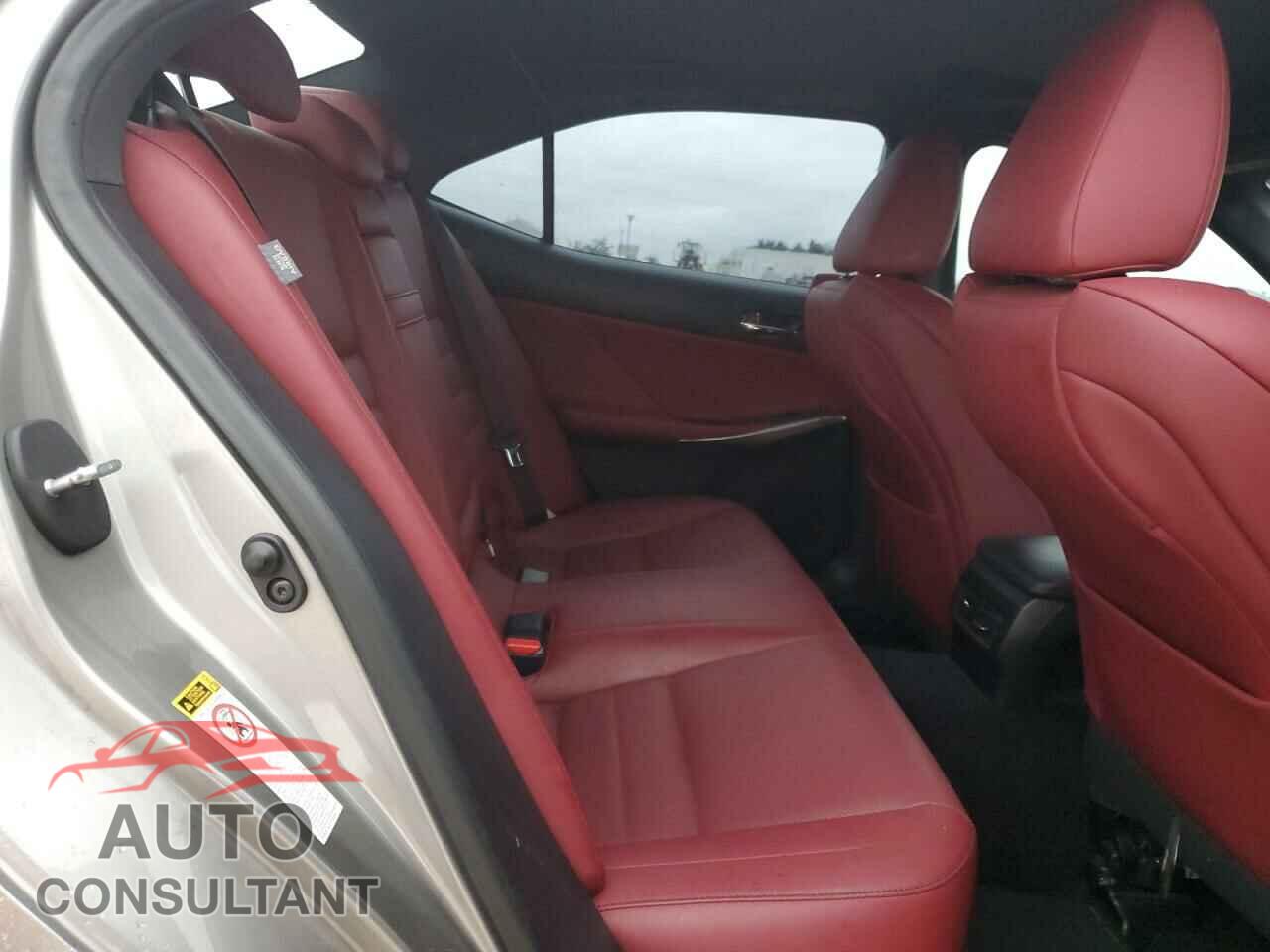 LEXUS IS 2015 - JTHBF1D23F5052760