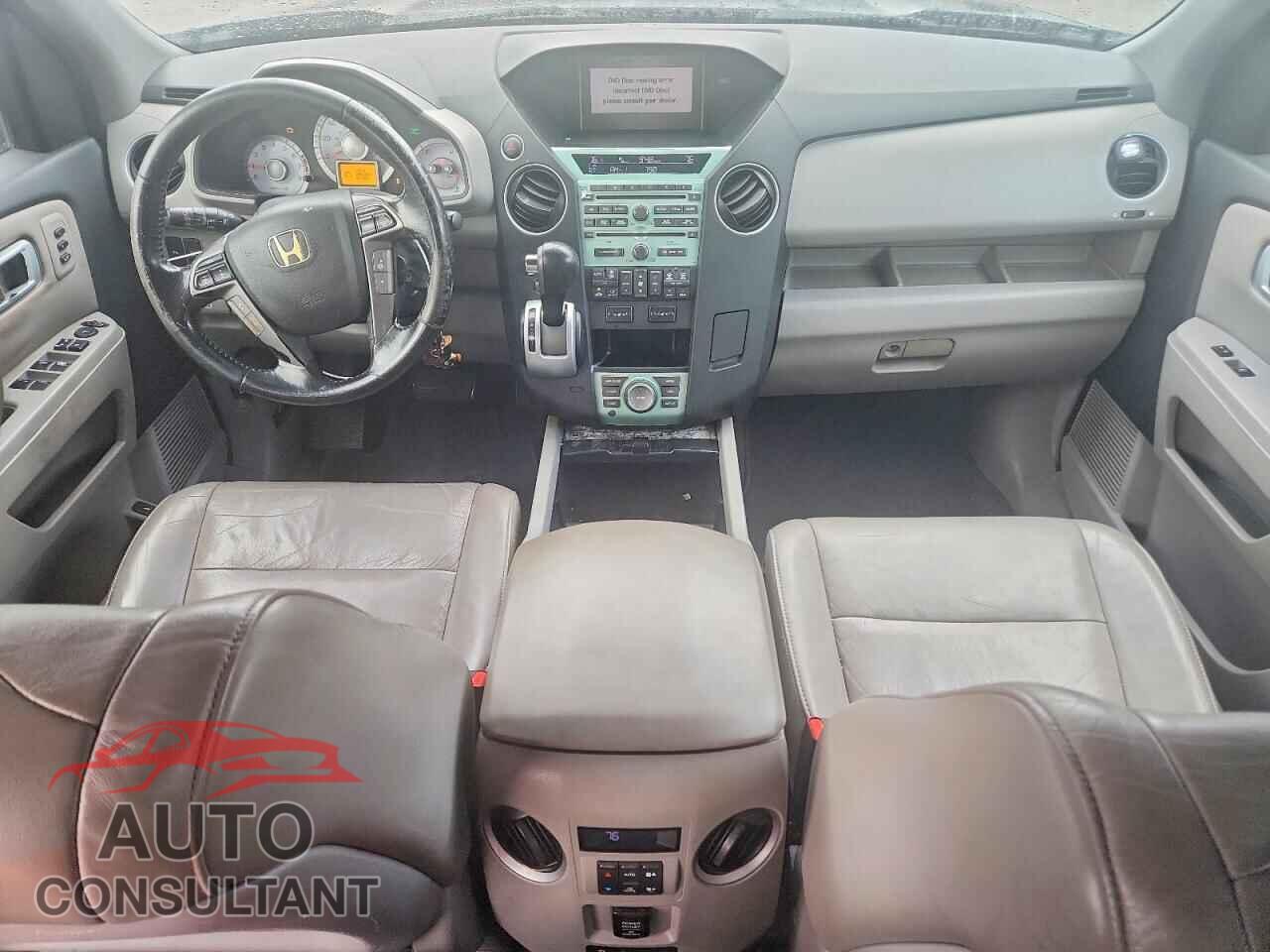 HONDA PILOT 2011 - 5FNYF3H96BB012776