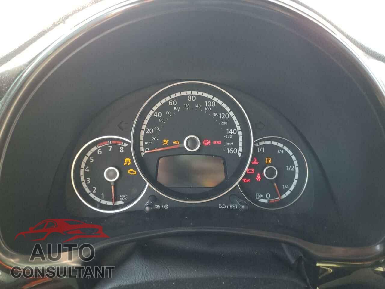 VOLKSWAGEN BEETLE 2016 - 3VWF17AT2GM634357
