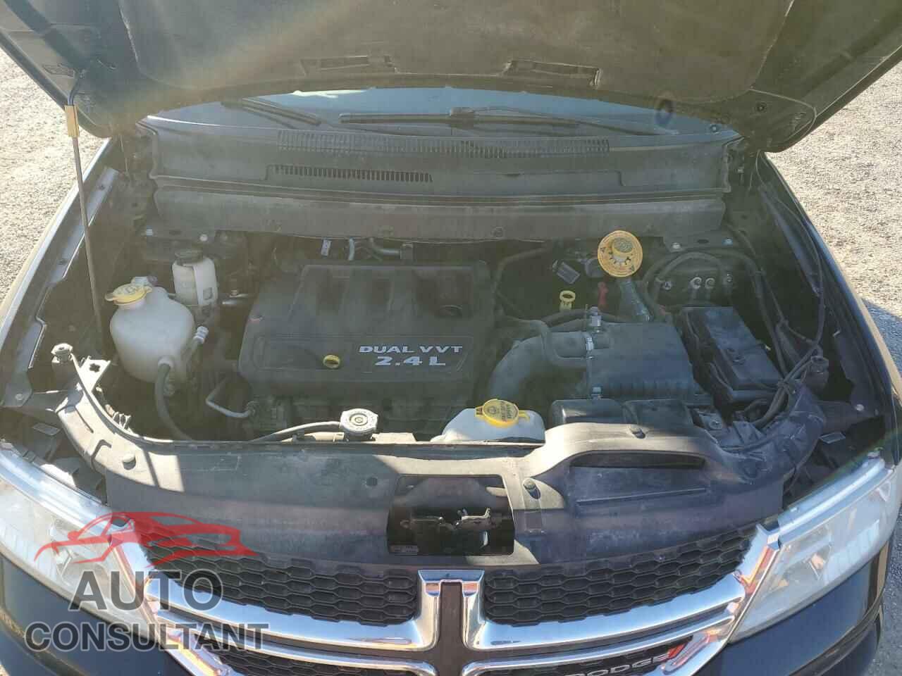 DODGE JOURNEY 2015 - 3C4PDCAB4FT575704