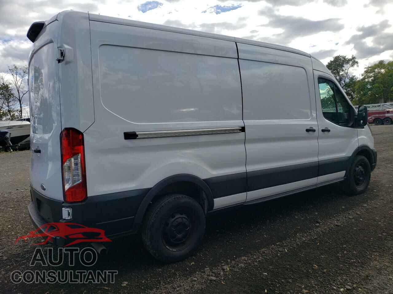 FORD TRANSIT 2022 - 1FTBR1C87NKA66546
