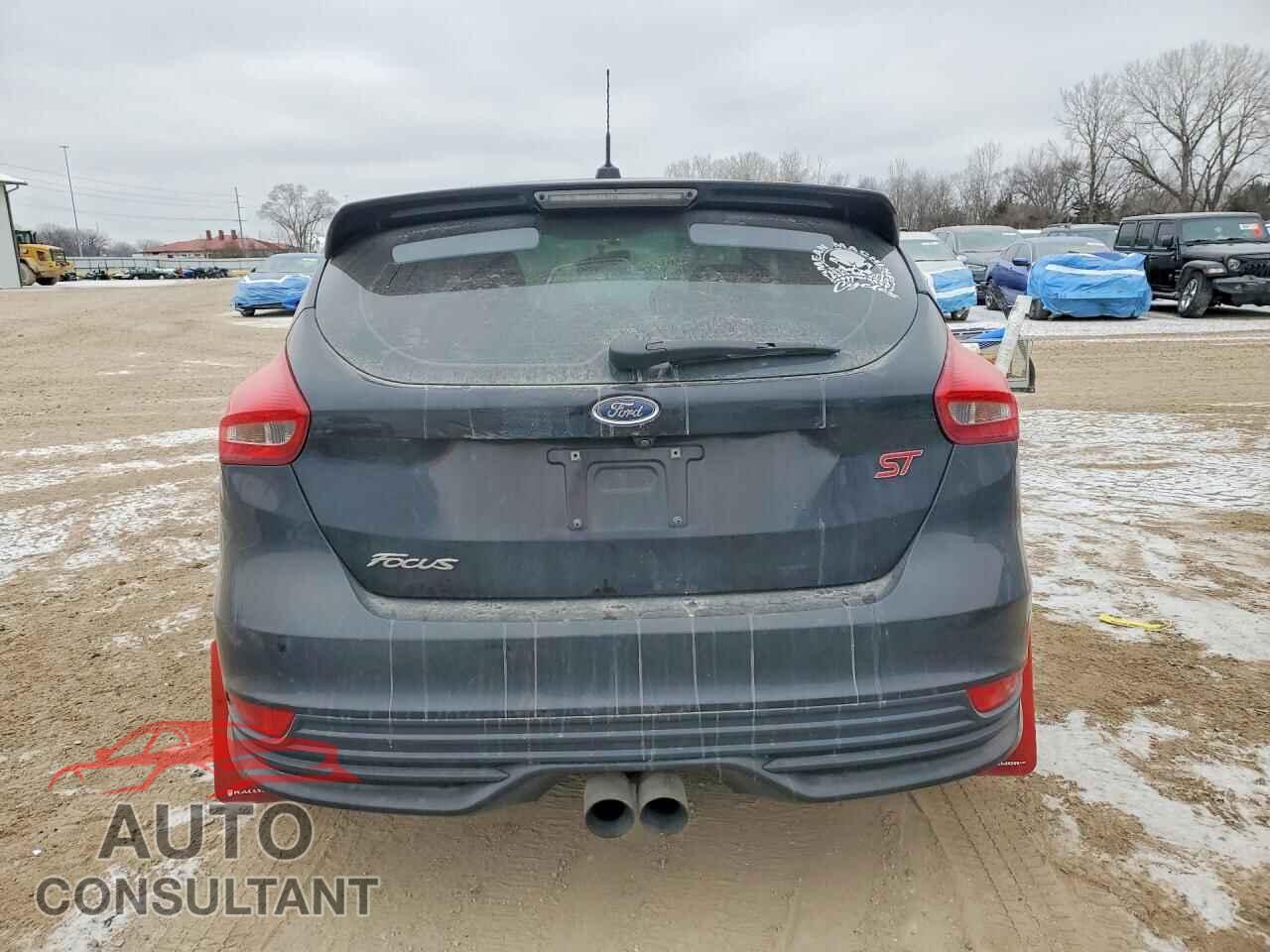 FORD FOCUS 2017 - 1FADP3L99HL310446