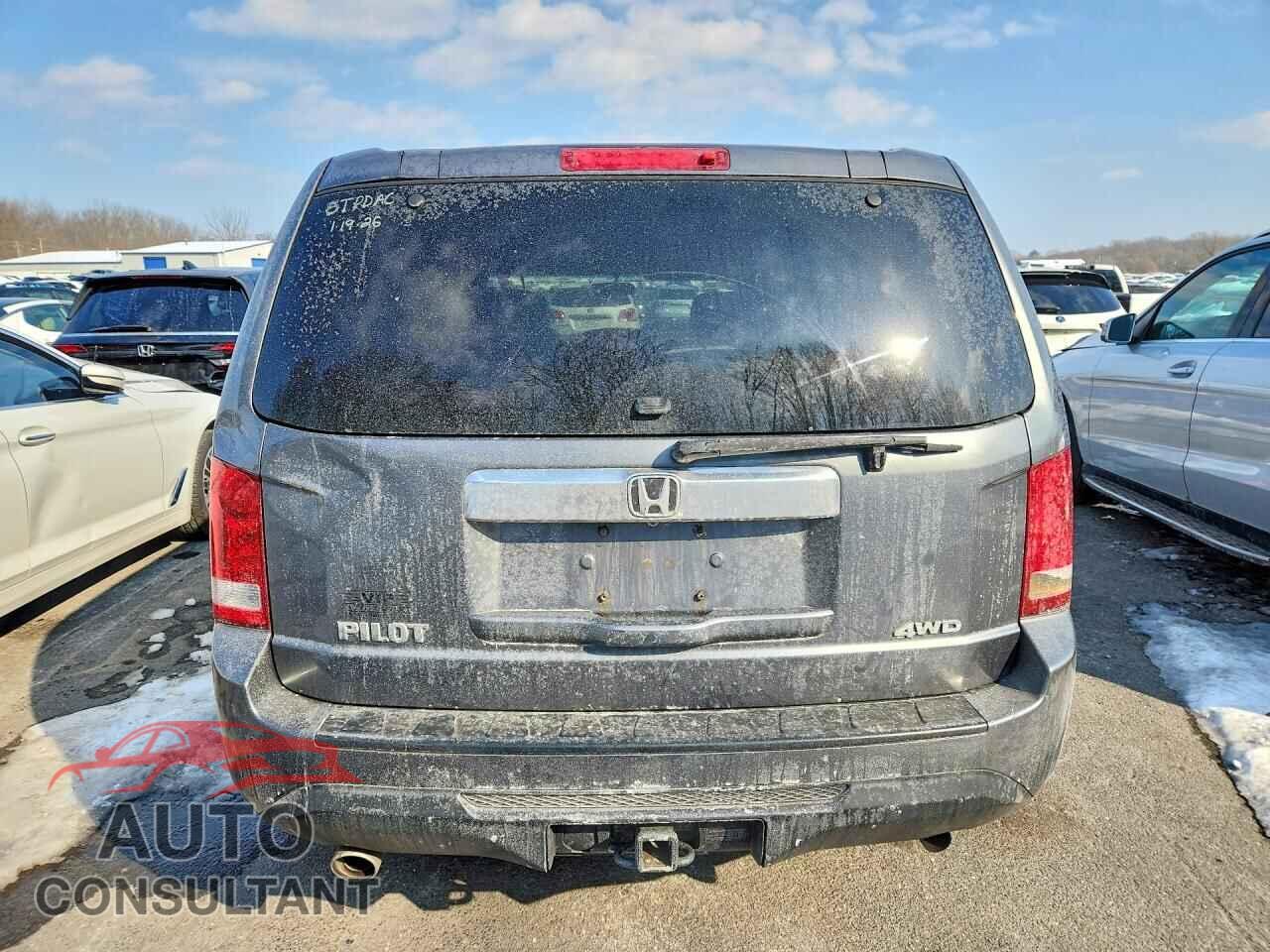 HONDA PILOT 2013 - 5FNYF4H49DB032971