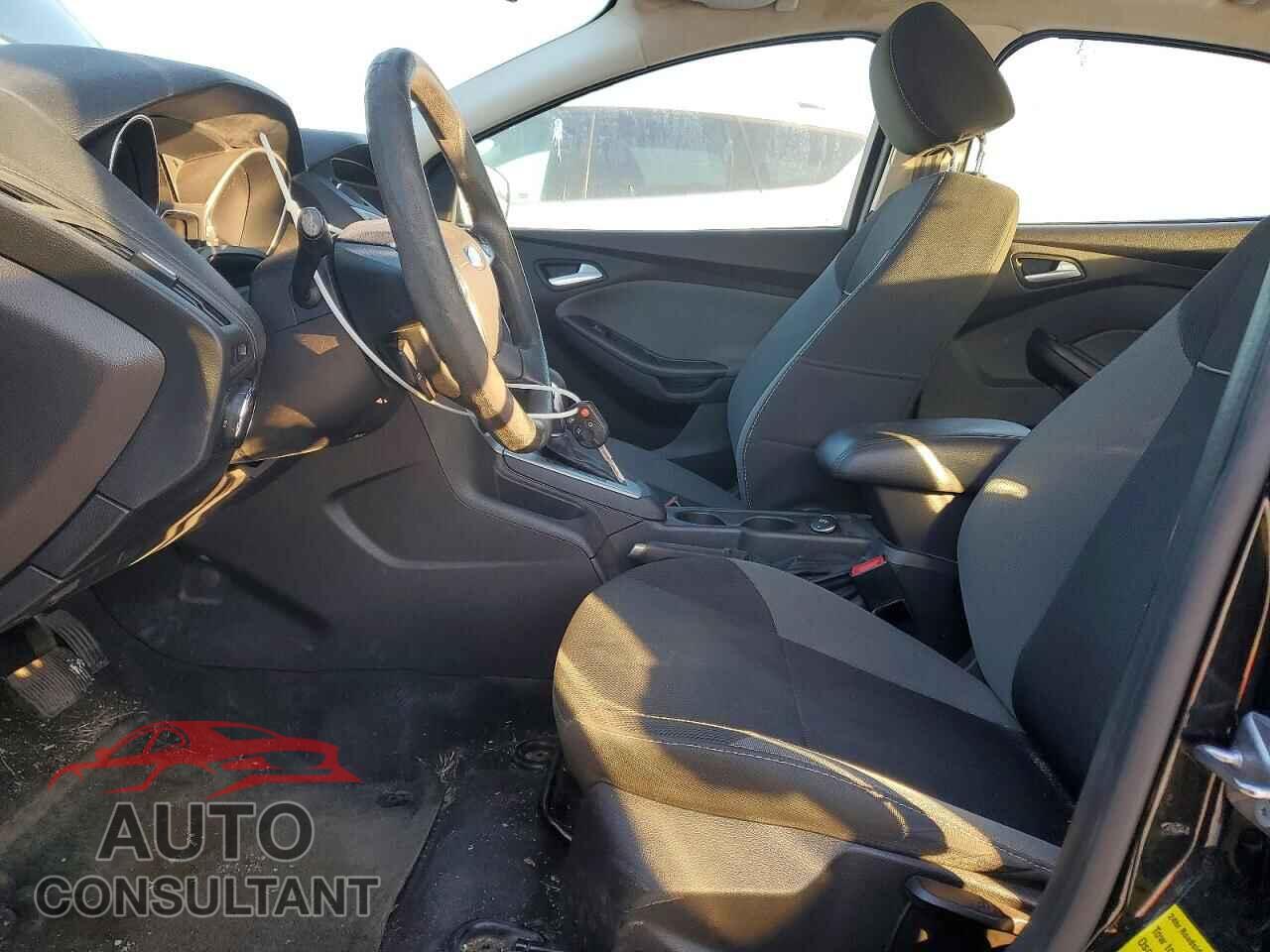 FORD FOCUS 2014 - 1FADP3K23EL459192