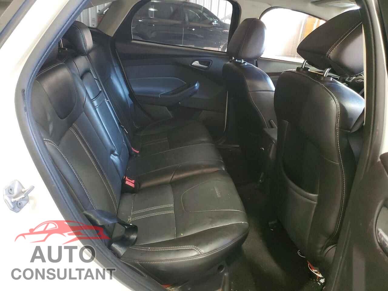 FORD FOCUS 2013 - 1FADP3F22DL354510