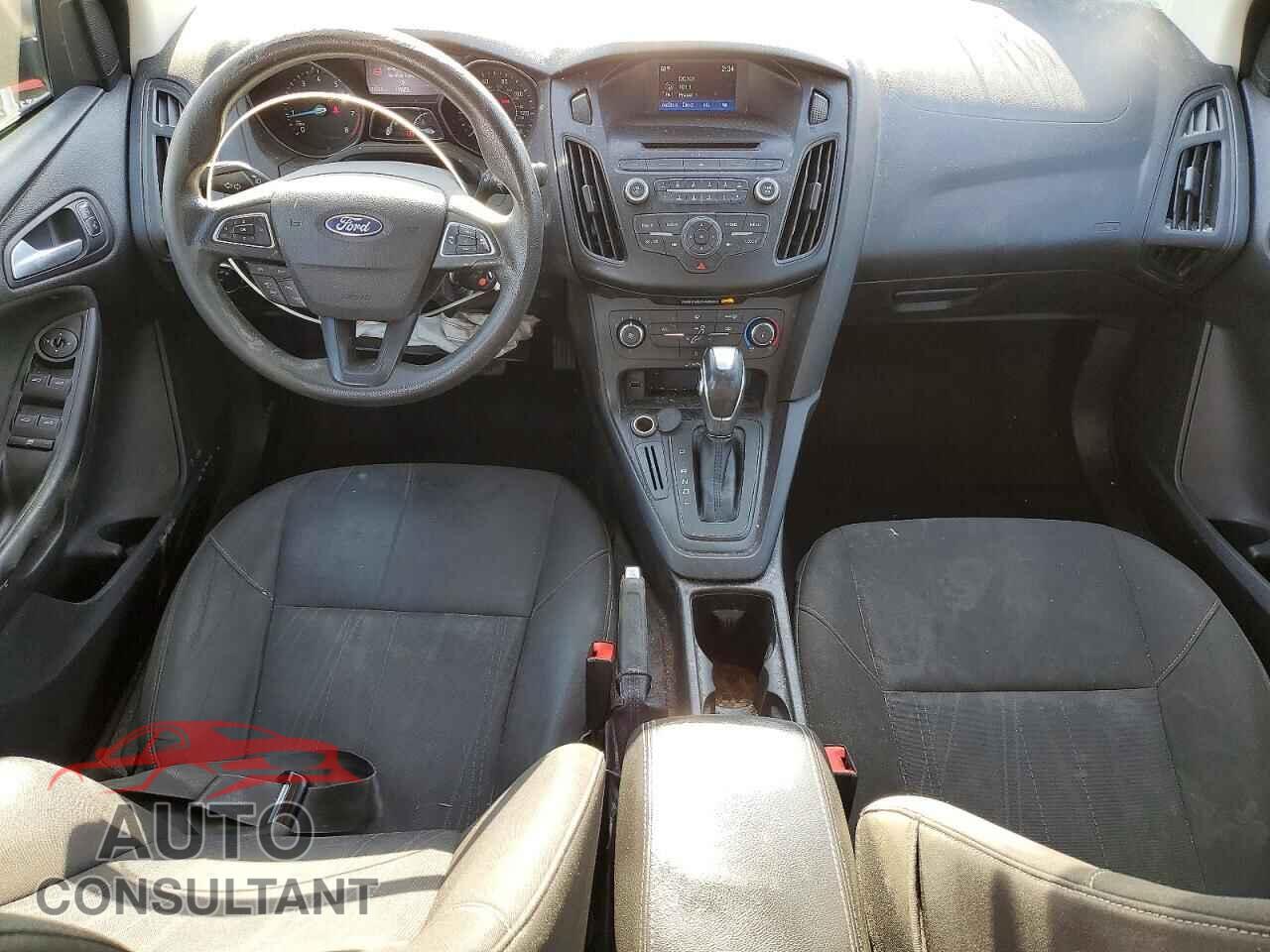 FORD FOCUS 2015 - 1FADP3F20FL263688