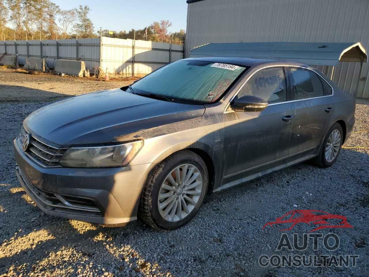 VOLKSWAGEN PASSAT 2017 - 1VWBT7A36HC037336