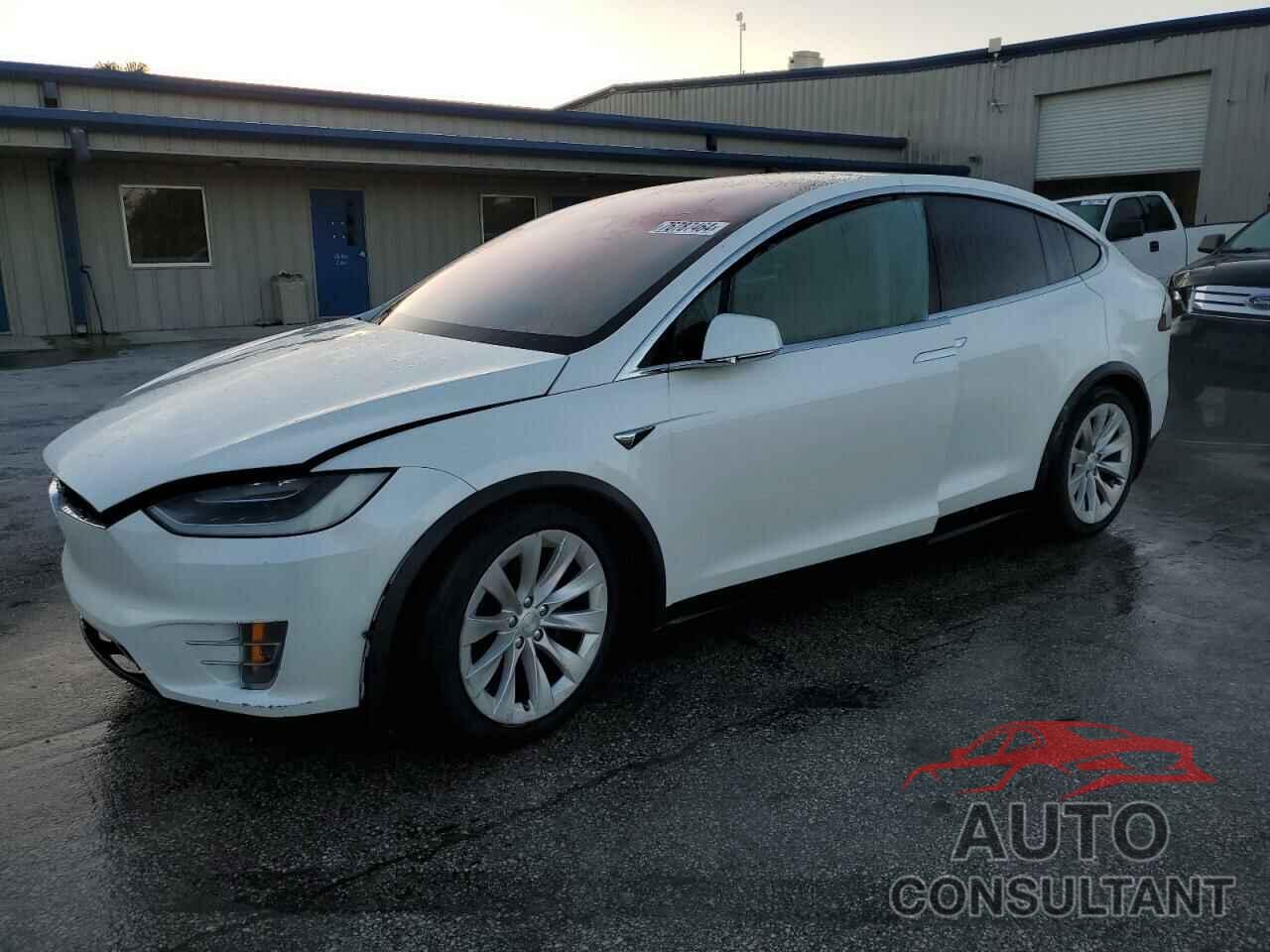 TESLA MODEL X 2017 - 5YJXCDE24HF035810