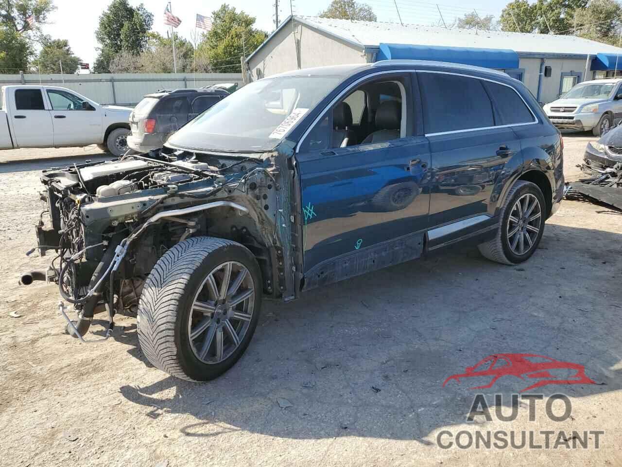 AUDI Q7 2018 - WA1LHAF70JD036078