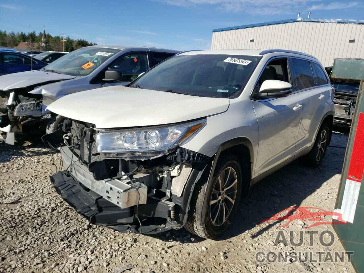 TOYOTA HIGHLANDER 2019 - 5TDJZRFHXKS586024