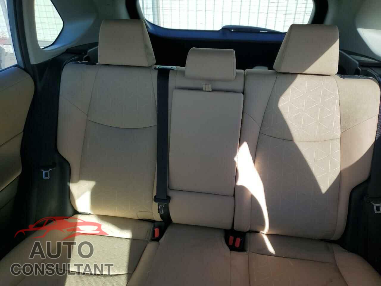 TOYOTA RAV4 2019 - JTMP1RFV3KD510020