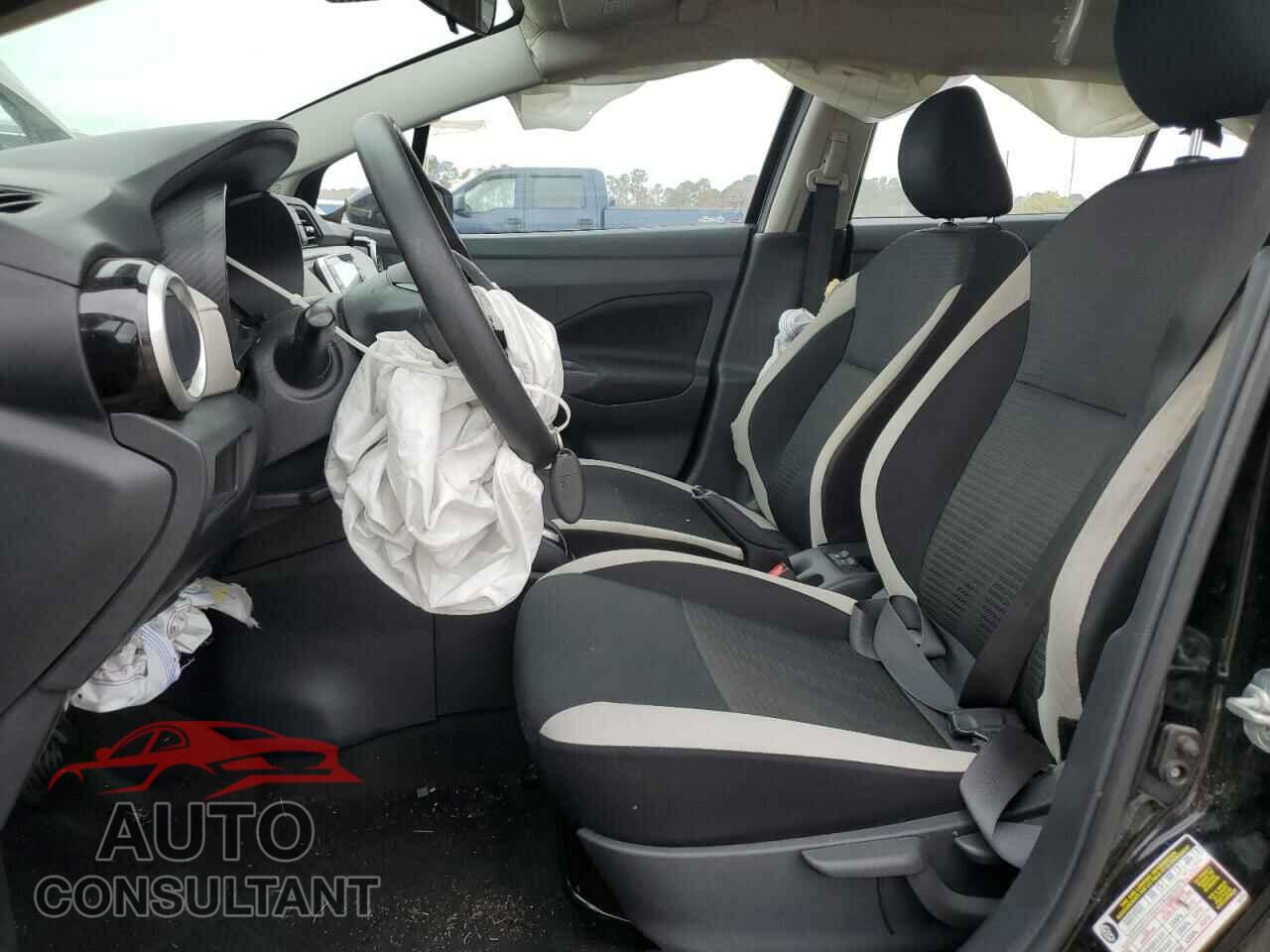 NISSAN VERSA 2021 - 3N1CN8EV5ML869917