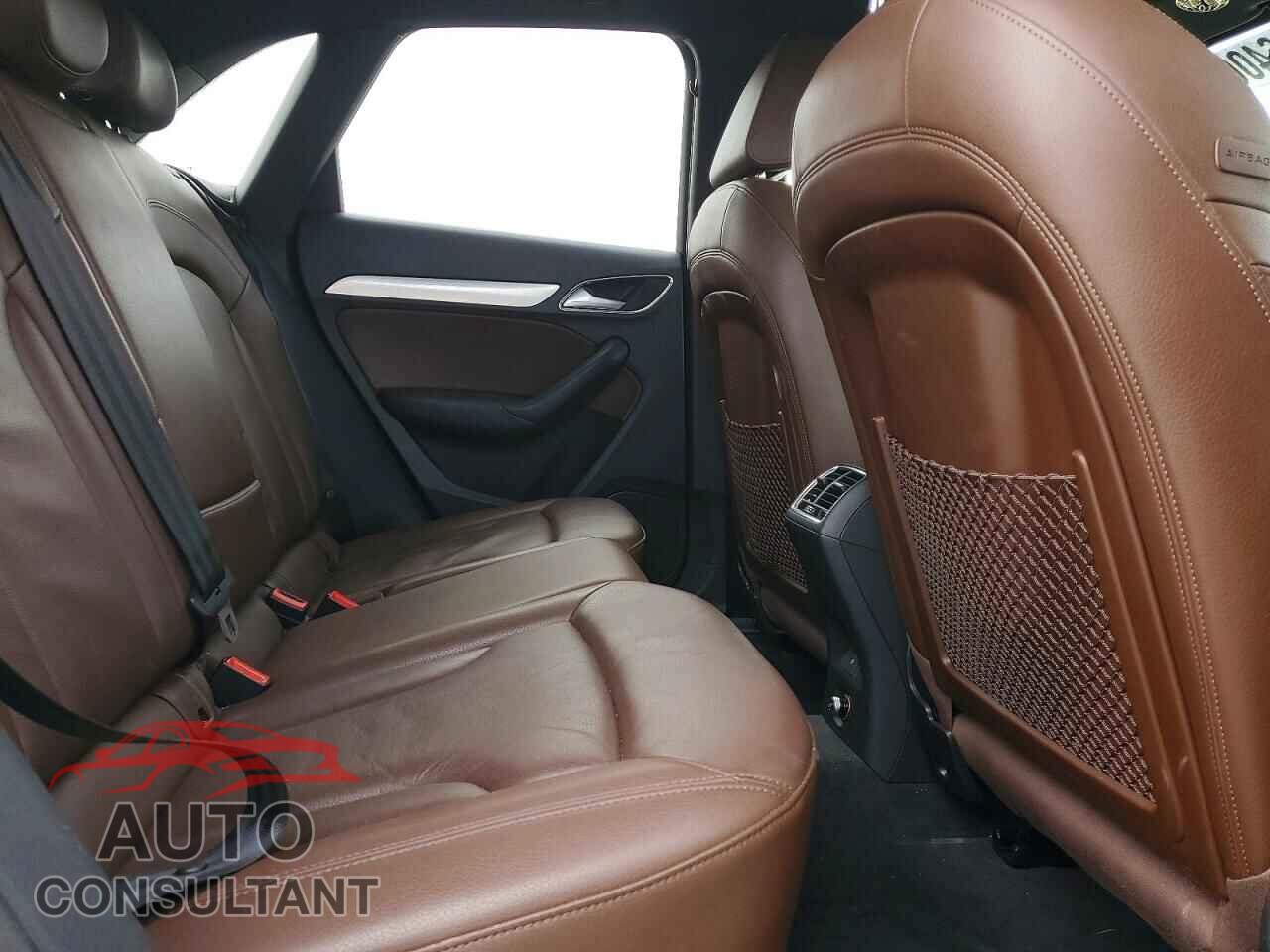 AUDI Q3 2018 - WA1ECCFS2JR007773