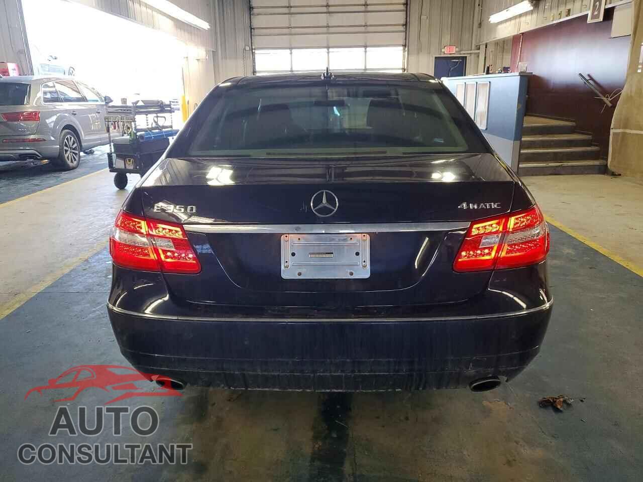MERCEDES-BENZ E-CLASS 2010 - WDDHF8HB2AA094079