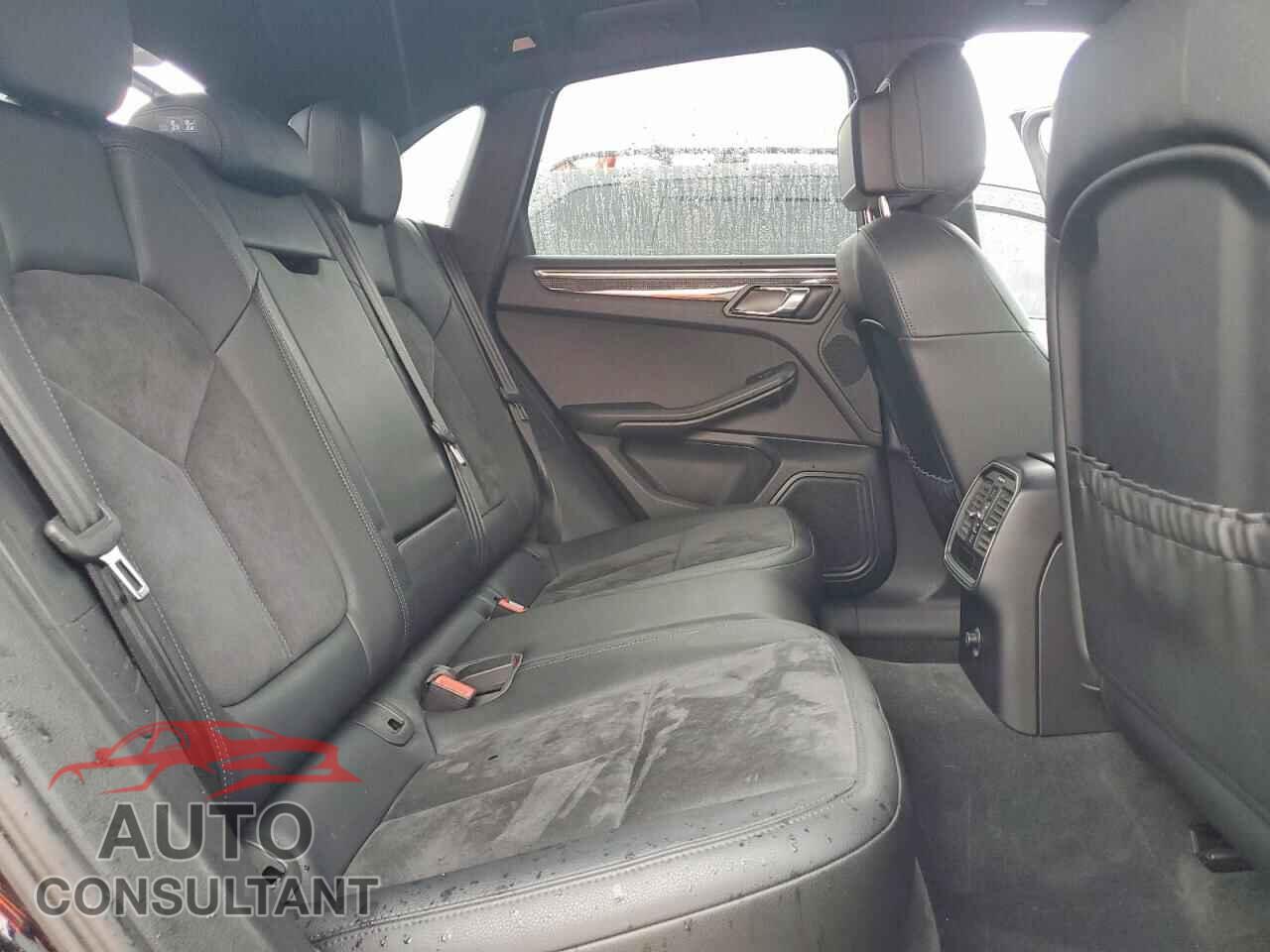 PORSCHE MACAN 2016 - WP1AB2A54GLB48180