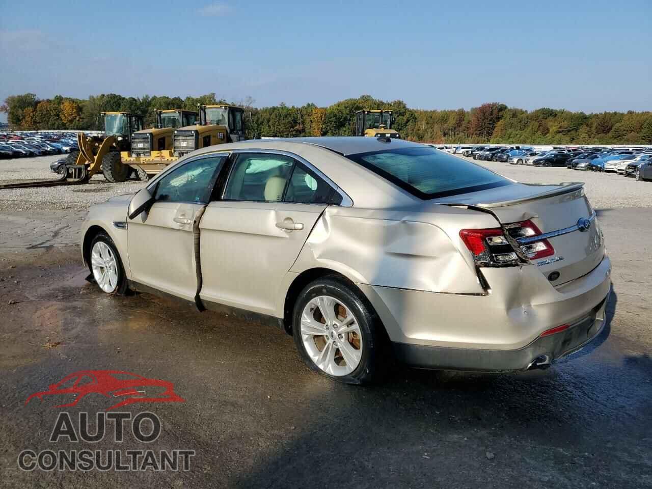 FORD TAURUS 2017 - 1FAHP2E85HG144323