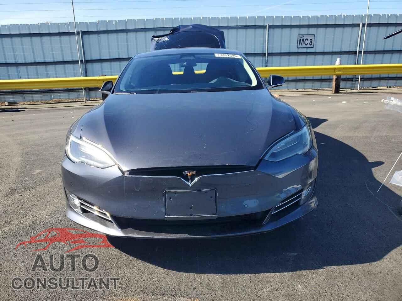 TESLA MODEL S 2017 - 5YJSA1E16HF183785